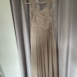 Elegant Gold Evening Gown